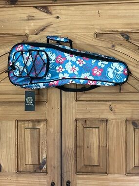 NWT HOT SEAL Padded Ukulele Backpack